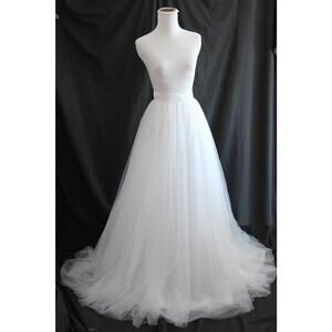 Ivory Soft Tulle Wedding Skirt J1003